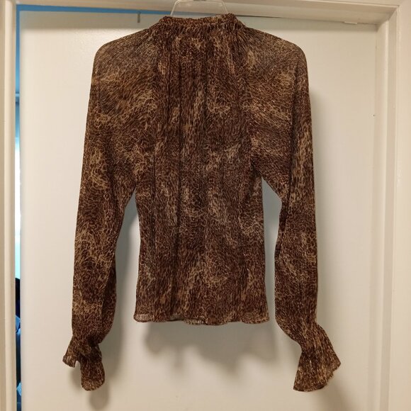 Joie Leopard Print Ruffle Cuff Top Blouse Size SP - Picture 6 of 9